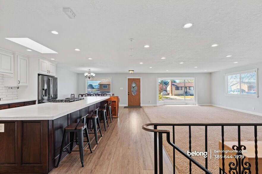 Building Photo - 428 N 200 E