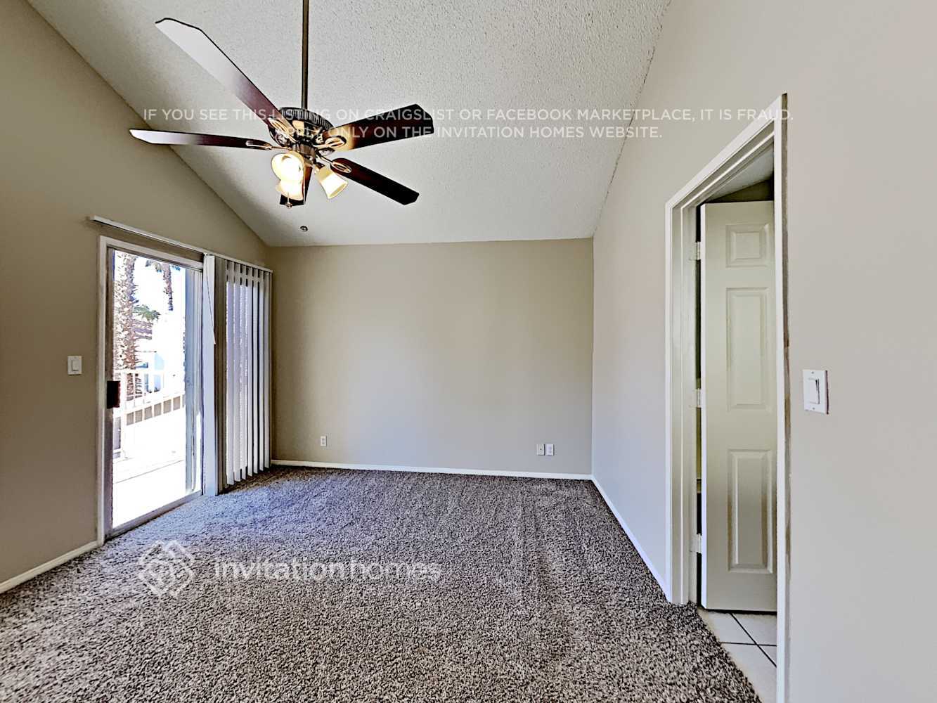 Building Photo - 1740 La Cruz Dr