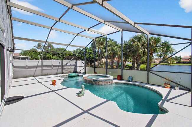 Building Photo - 7076 Middlebury Dr