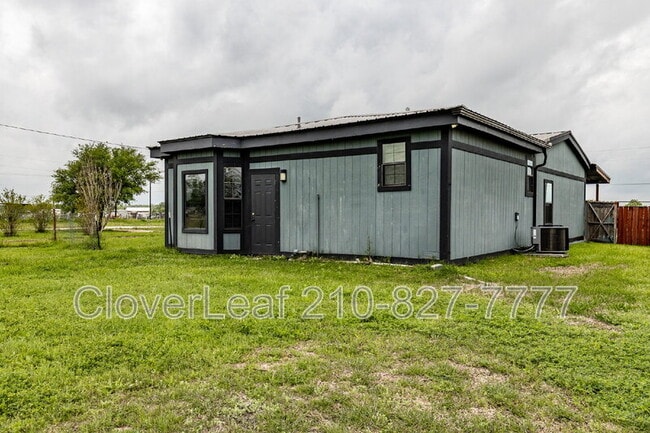 Building Photo - 226 Sunfire Trail