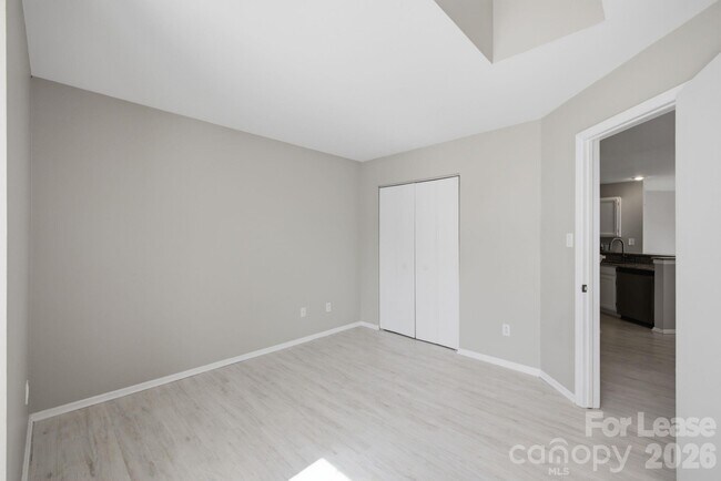 Building Photo - 18841 Vineyard Point Ln