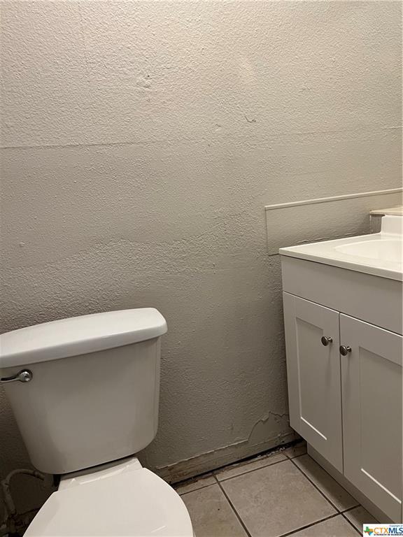 Building Photo - 511 E Walnut St