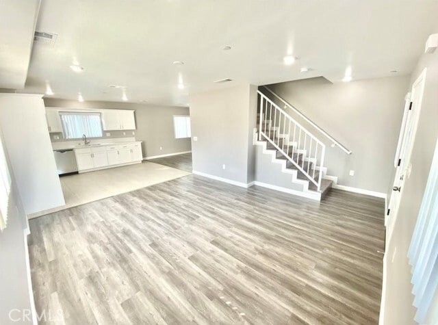 Building Photo - 10617 S Broadway