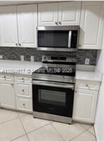 Building Photo - 9640 NW 2nd St