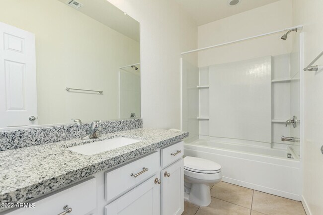 Building Photo - 8759 S 168th Dr