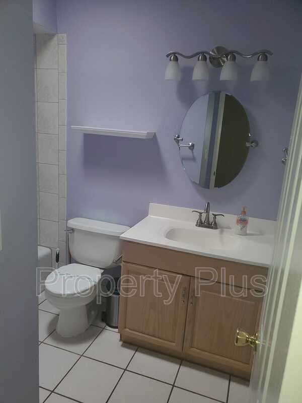 Building Photo - 5332 N 82nd St