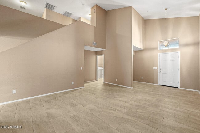 Building Photo - 863 S 239th Ln