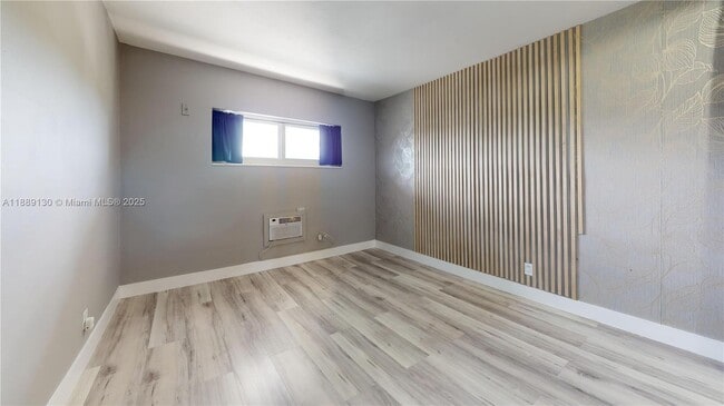 Building Photo - 13105 Ixora Ct