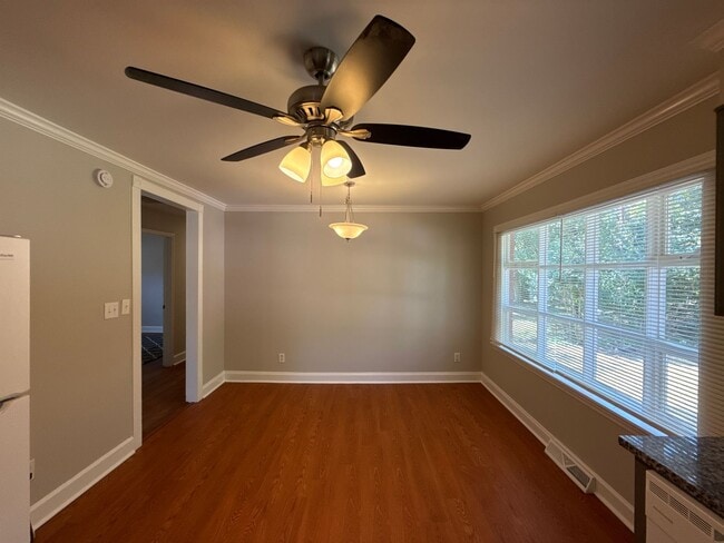 Building Photo - T.R. Lawing Realty Property