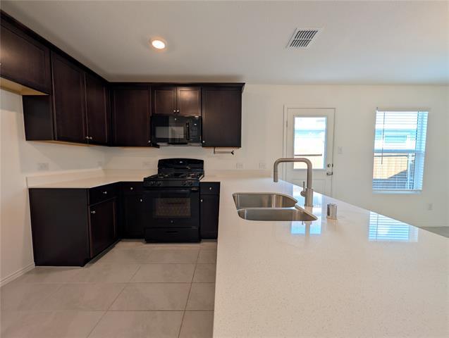 Building Photo - 7757 Ruellia Rd