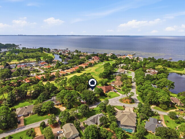 Building Photo - 116 Baywind Dr
