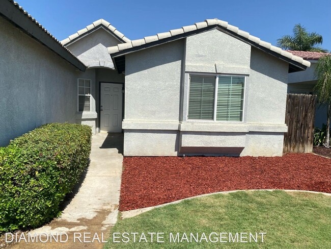 Primary Photo - 3 br, 2 bath House - 300 SHERMAN PEAK DR.