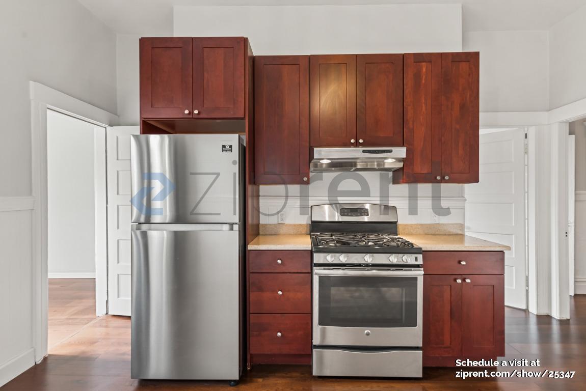 Building Photo - 369 29th St