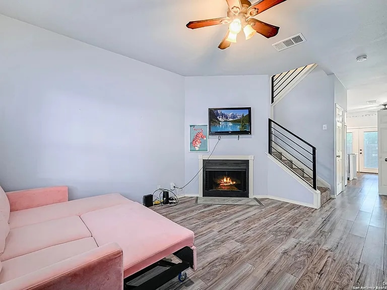 Building Photo - 1815 Gary's Park St