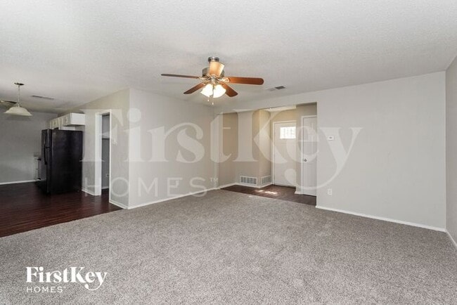 Building Photo - 1409 Harrison Ln