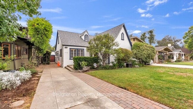 Primary Photo - 1772 Rose Villa St