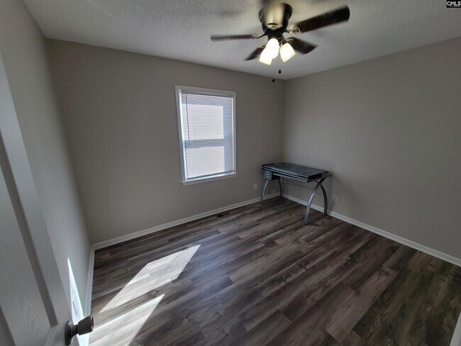 Building Photo - 134 Calvin Ct