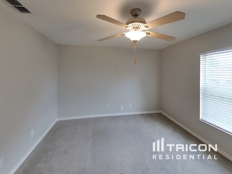 Building Photo - 4151 Candler Ave