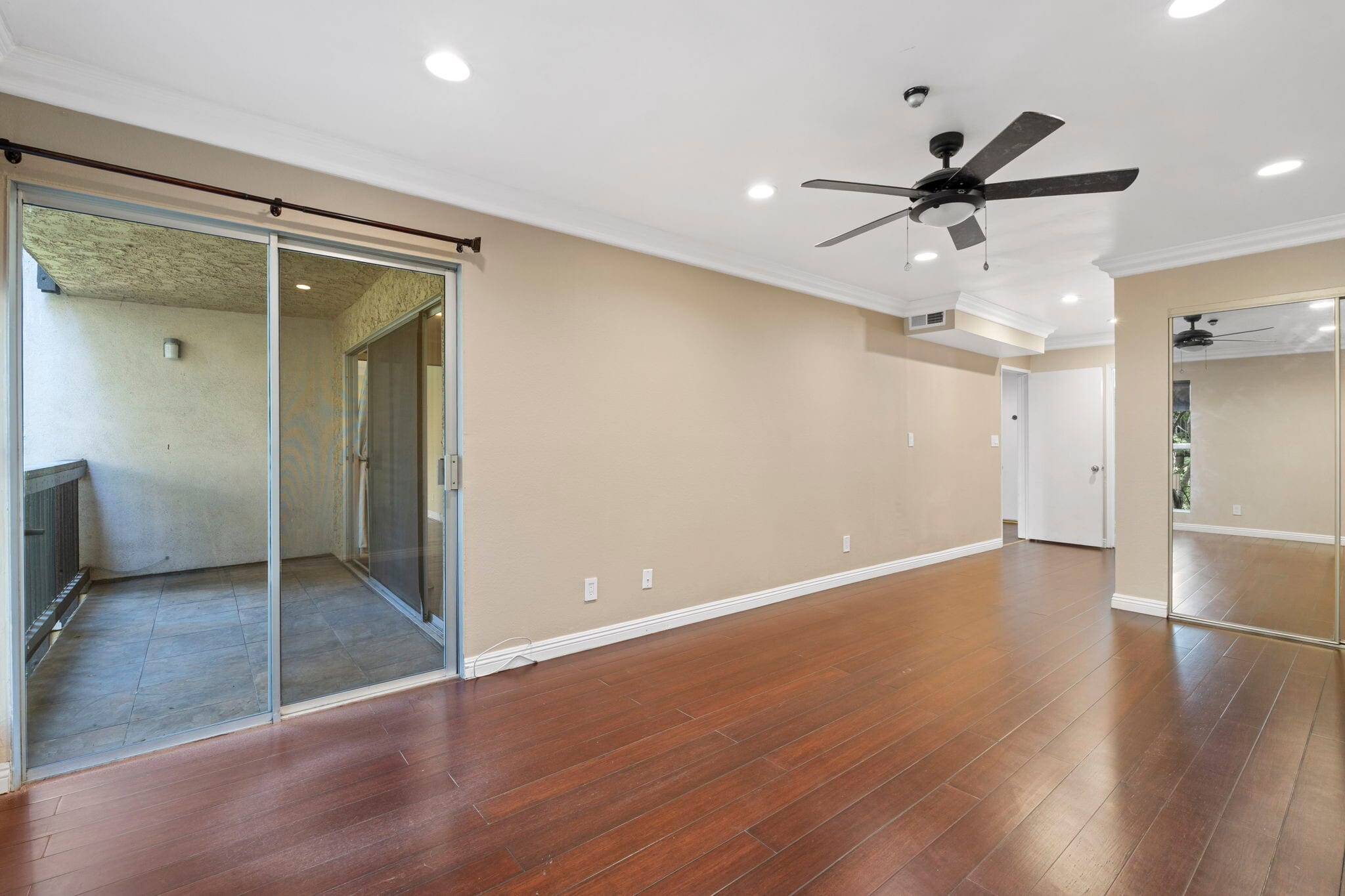 Building Photo - 3113 Raintree Cir