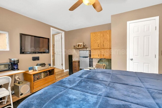 Building Photo - 2119 E Griffith Way