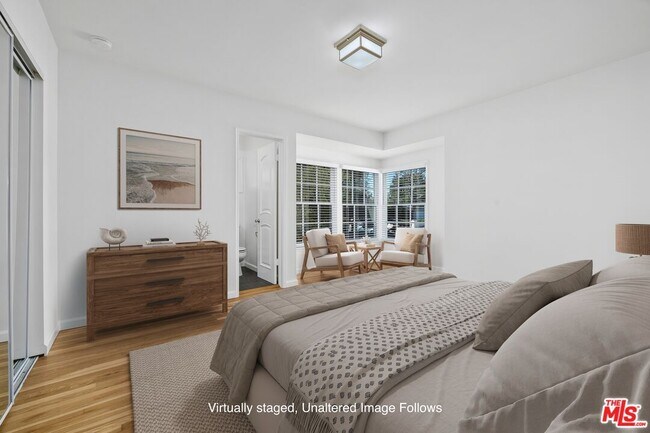 Building Photo - 9344 Valjean Ave