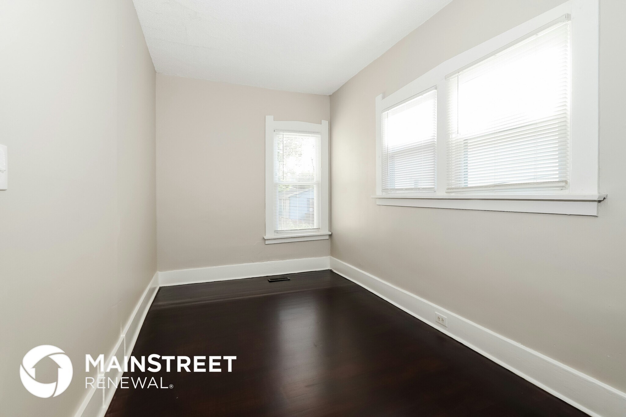 Building Photo - 3710 Vermont Ave