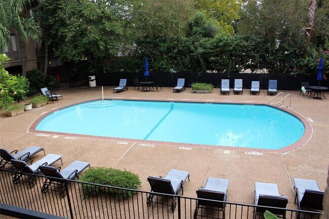 Building Photo - 4633 Wild Indigo St