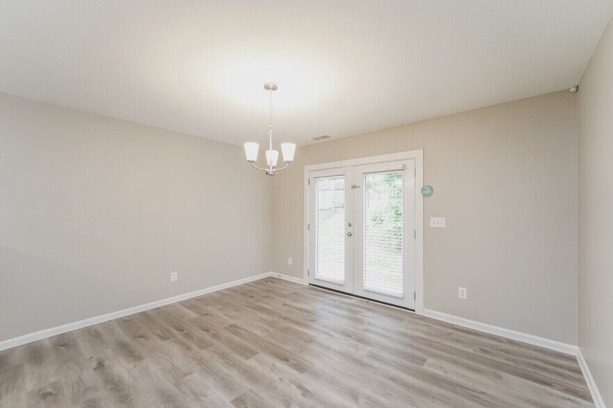Building Photo - 5824 Kelden Walker Ln