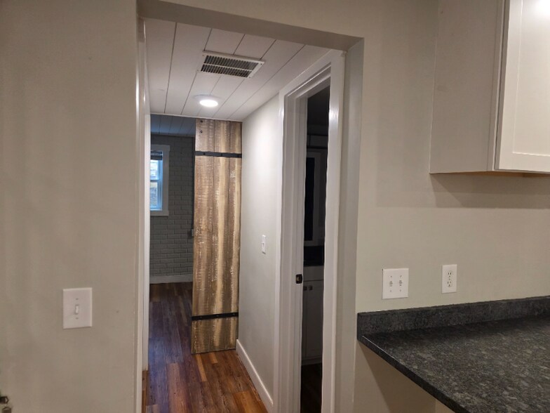 Building Photo - 2215 Reservoir St