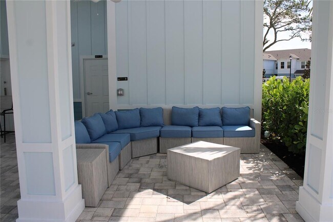 Building Photo - 4083 Via Sienna Cir
