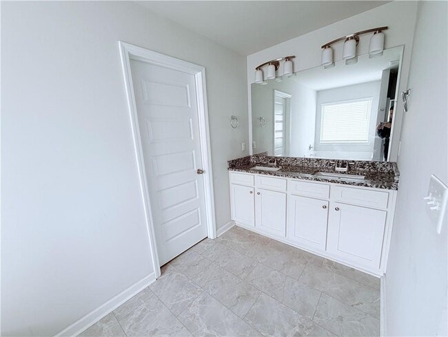 Building Photo - 409 McGinnis Cir