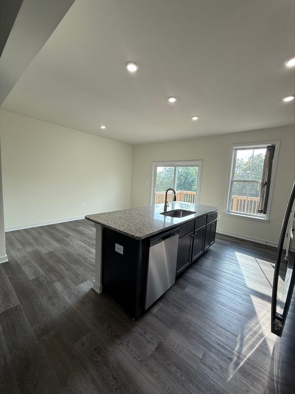 Building Photo - 28 Marineris Cir