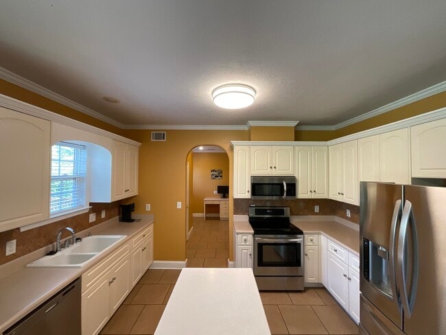 Building Photo - 4196 Aerie Cir