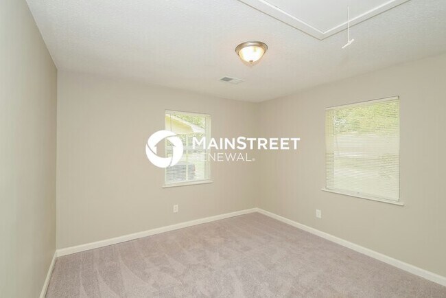 Building Photo - 3 Bedroom Pet-Friendly Home in Bessemer, AL with Main Street Renewal