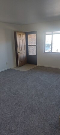 Building Photo - Cute 2 Bedroom Duplex in North Fort Collins