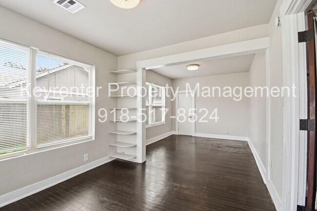 Building Photo - 2 Bed | 1 Bath | Tulsa