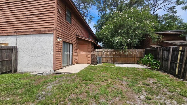 Building Photo - 7690 Jana Ln S