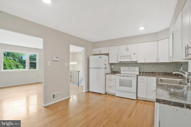 Building Photo - 505 Kerby Hill Rd