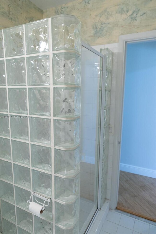 Building Photo - 13125 SW 83rd Ave