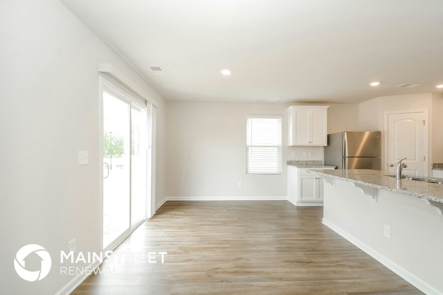 Building Photo - 441 Brisk Dr