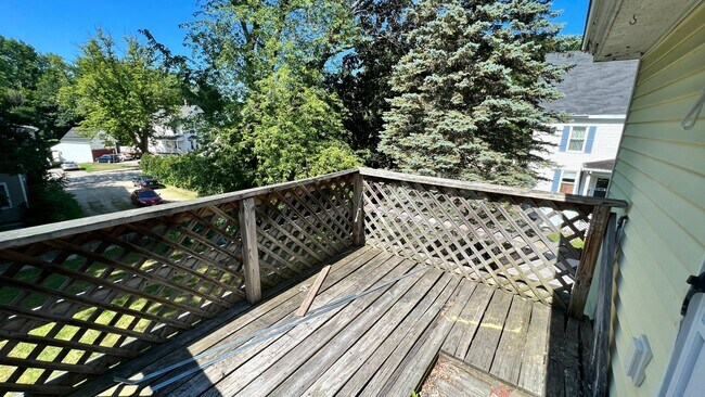 Building Photo - 24-28 Hill St