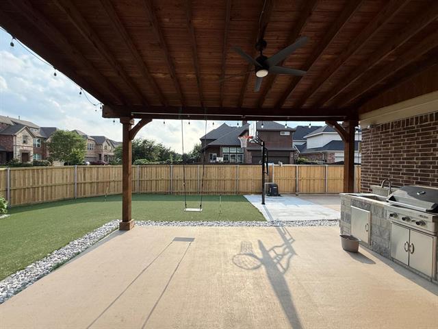 Building Photo - 5613 Alpenrose Ave