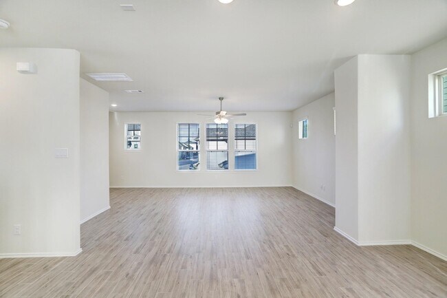 Building Photo - 3144 Founders Rock Dr