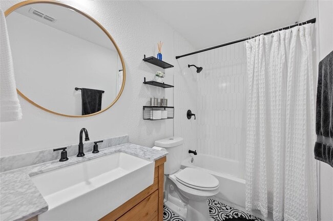 Building Photo - 3836 Arrow Dr