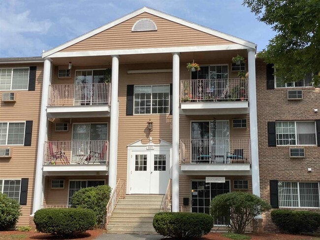Primary Photo - 385 Huse Rd