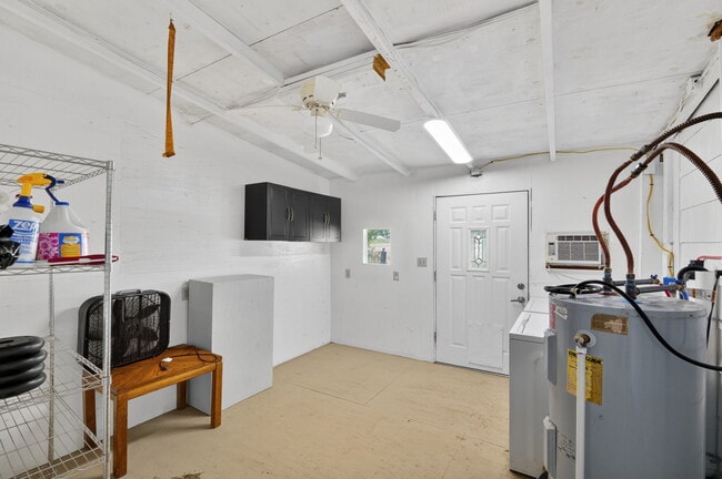 Building Photo - 3021 Co Rd 467