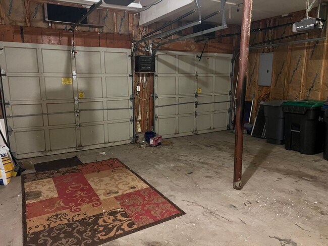 Building Photo - Lovely Bethlehem Township single family ho...