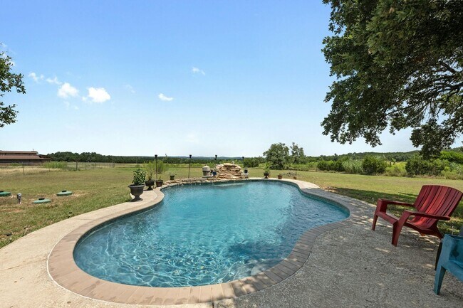 Building Photo - Serene Oasis on Nearly 2 Acres With a Pool!!