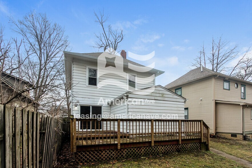 Building Photo - 5928 E University Ave