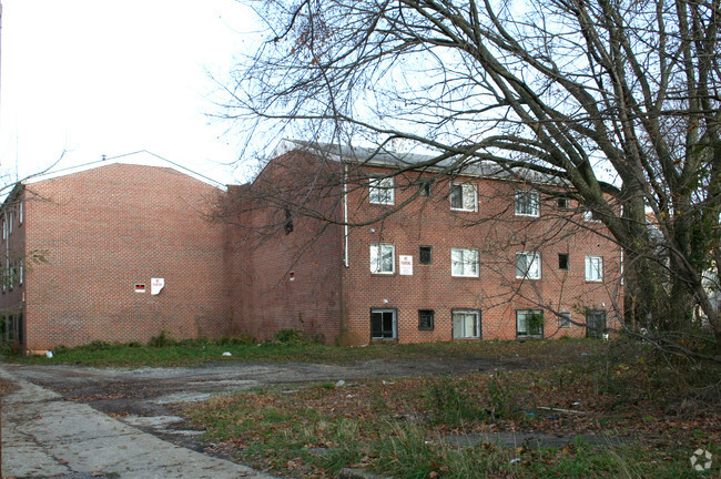 Building Photo - Chelsea House North